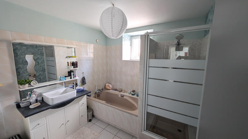 Maison - 174 m² - 7 pièces