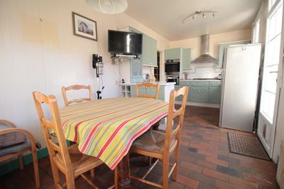 Maison - 159 m² - 7 pièces