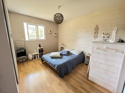 Maison - 178 m² - 10 pièces