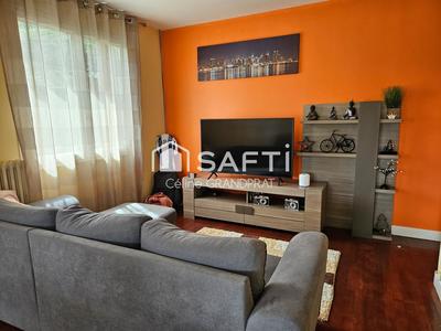 Maison - 102 m² - 4 pièces