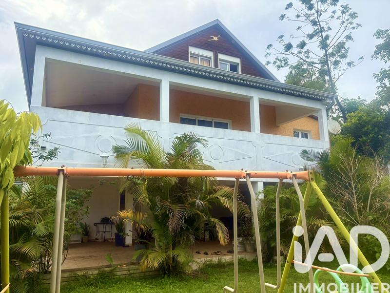 Maison - 115 m² - 4 pièces