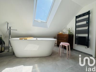 Maison - 188 m² - 8 pièces