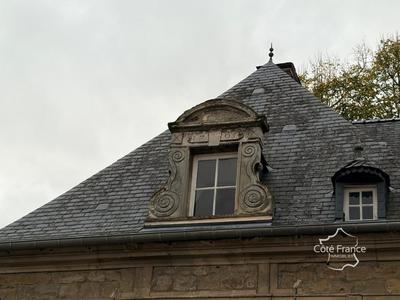 Maison - 278 m² - 14 pièces