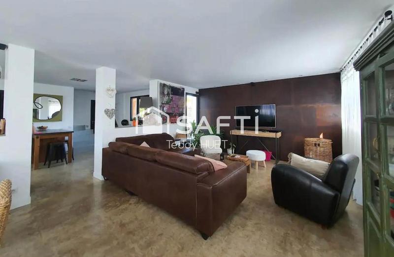 Maison - 120 m² - 5 pièces