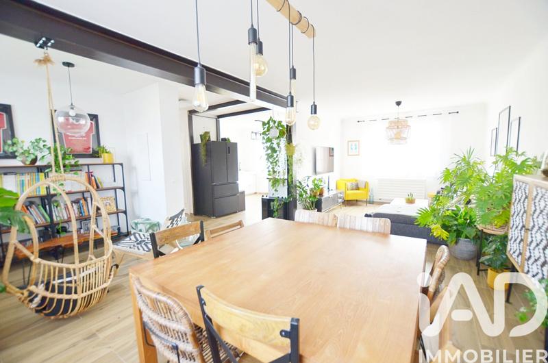 Maison - 137 m² - 6 pièces