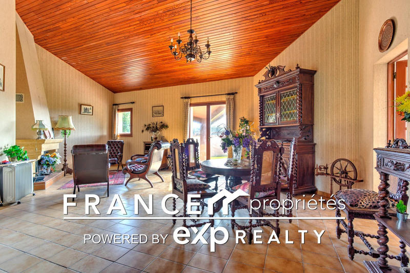 Maison - 140 m² - 4 pièces