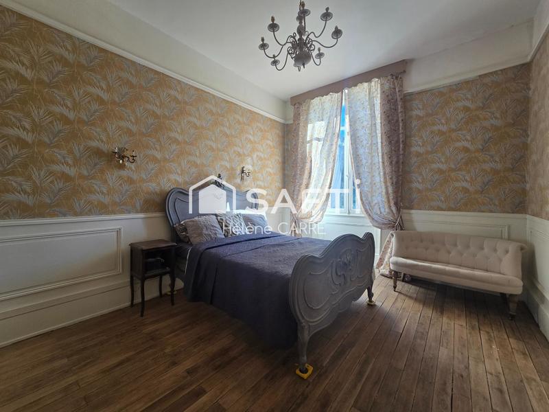 Château - 670 m² - 16 pièces