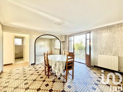 Appartement - 75 m² - 5 pièces