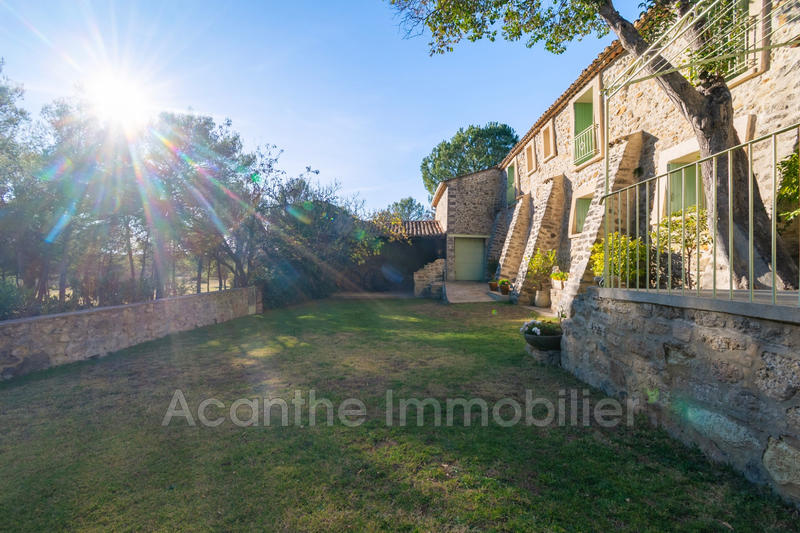 Mas - 298 m² - 8 pièces