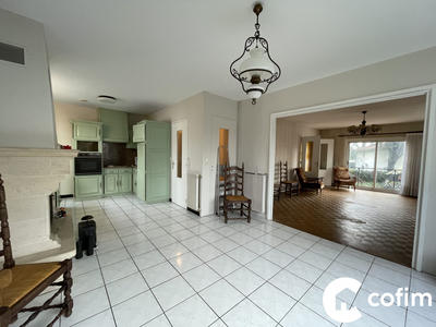 Maison - 178 m² - 7 pièces