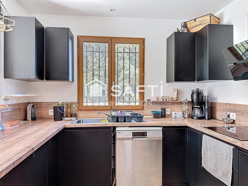 Maison - 97 m² - 5 pièces