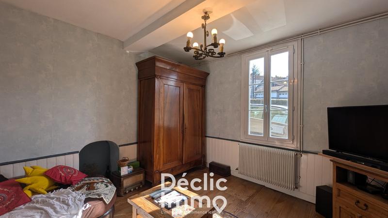 Maison - 250 m² - 10 pièces