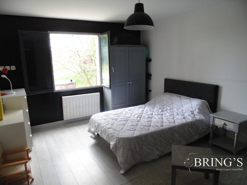 Maison - 178 m² - 8 pièces