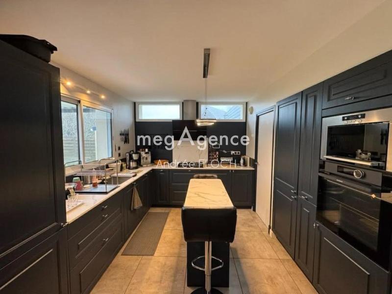 Maison - 131 m² - 7 pièces