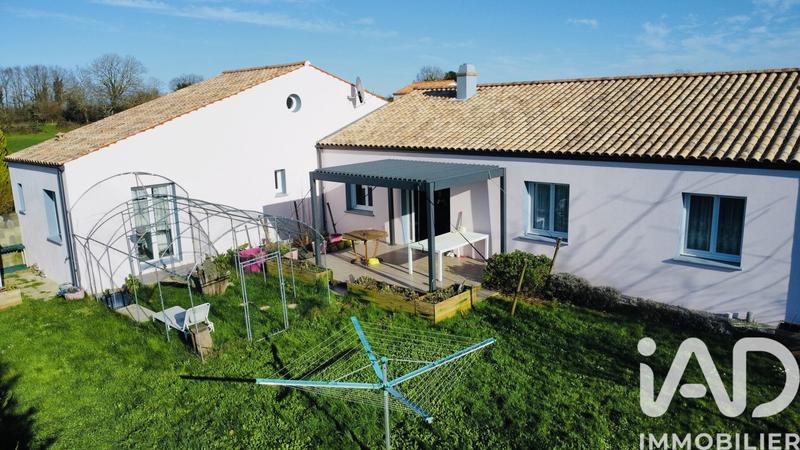 Maison - 143 m² - 6 pièces