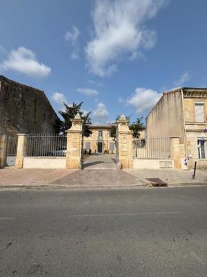 Maison de maîtres - 190 m² - 8 pièces