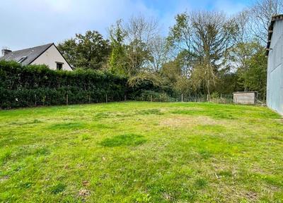 Terrain constructible - 377 m²
