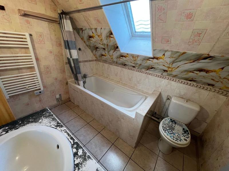 Maison - 94 m² - 4 pièces