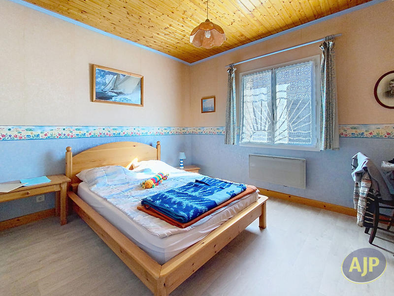 Maison - 137 m² - 5 pièces