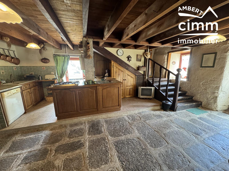 Maison - 135 m² - 6 pièces