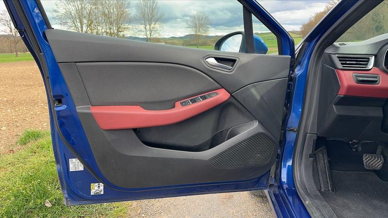 Renault Clio 1.0 TCe 100 Cvt7 Intens