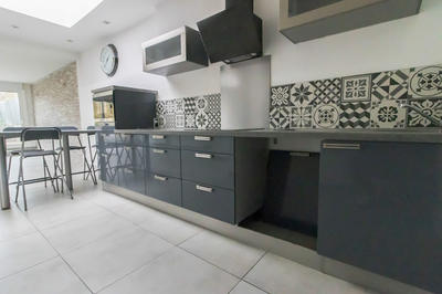 Maison - 140 m² - 6 pièces