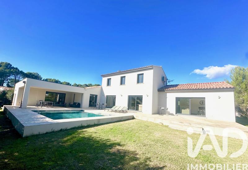 Maison de maîtres - 215 m² - 8 pièces