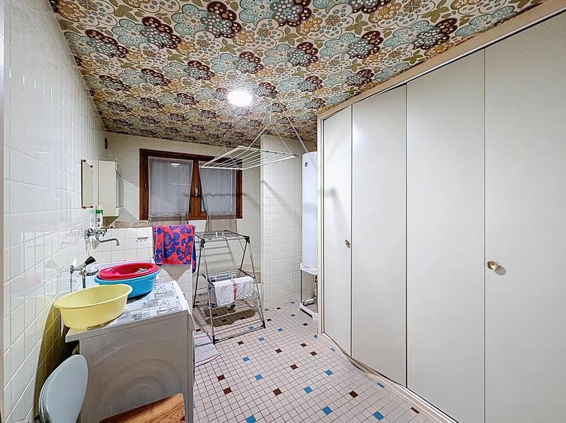 Maison - 220 m² - 5 pièces