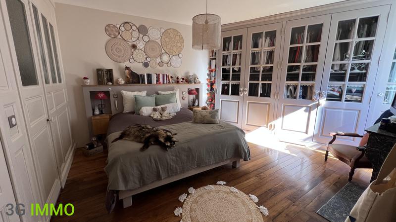 Maison de ville - 194 m² - 8 pièces