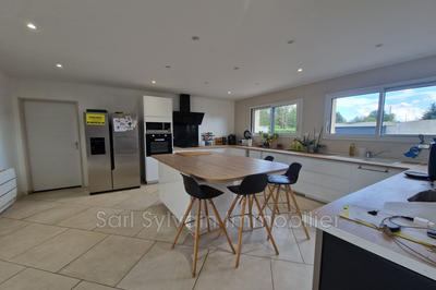 Maison contemporaine - 160 m² - 6 pièces