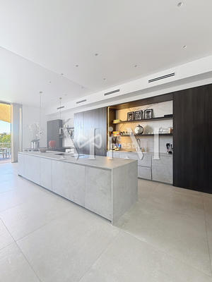 Villa - 275 m² - 6 pièces