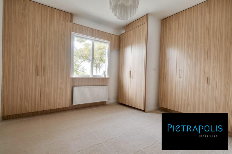 Maison traditionnelle - 175 m² - 6 pièces