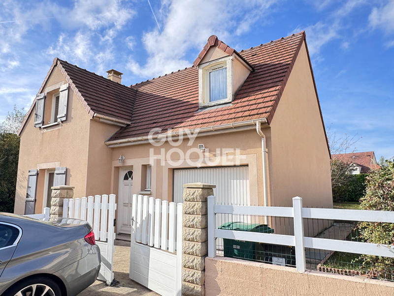 Maison - 95 m² - 5 pièces