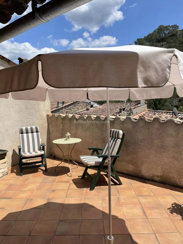 Maison - 122 m² - 7 pièces