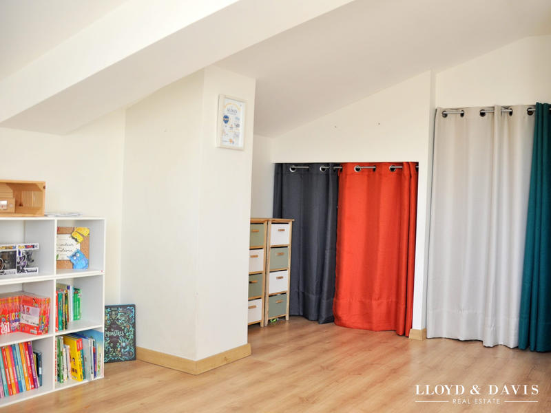 Maison ancienne - 172 m² - 7 pièces