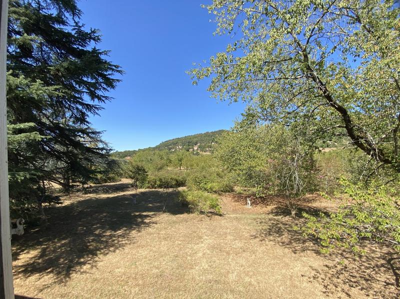 Maison traditionnelle - 128 m² - 6 pièces