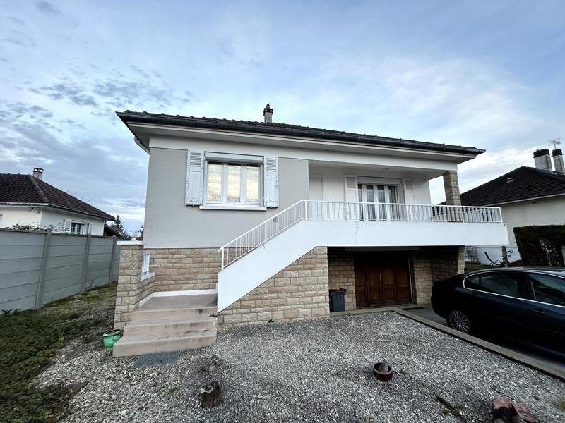 Maison - 86 m² - 4 pièces