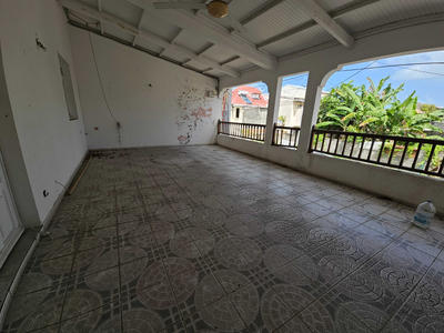 Appartement - 89 m² - 3 pièces