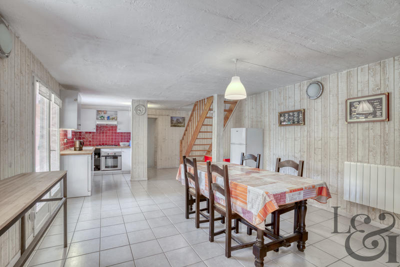 Maison - 145 m² - 6 pièces