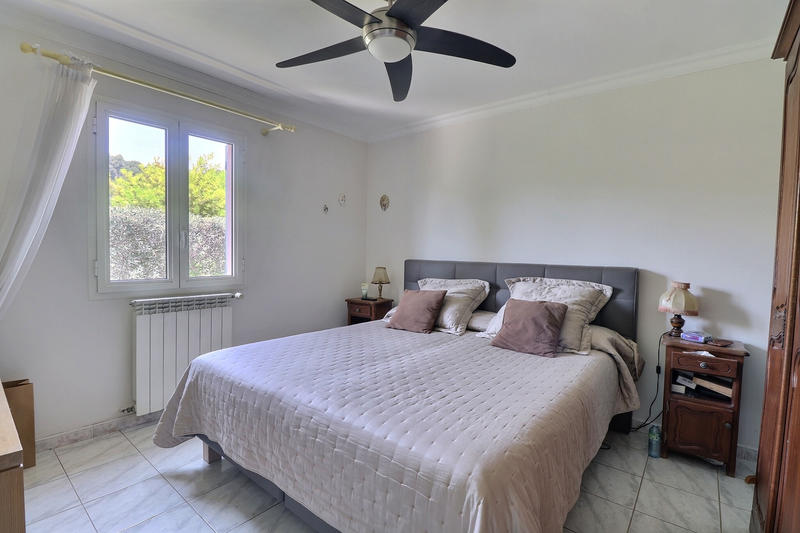 Villa - 155 m² - 6 pièces