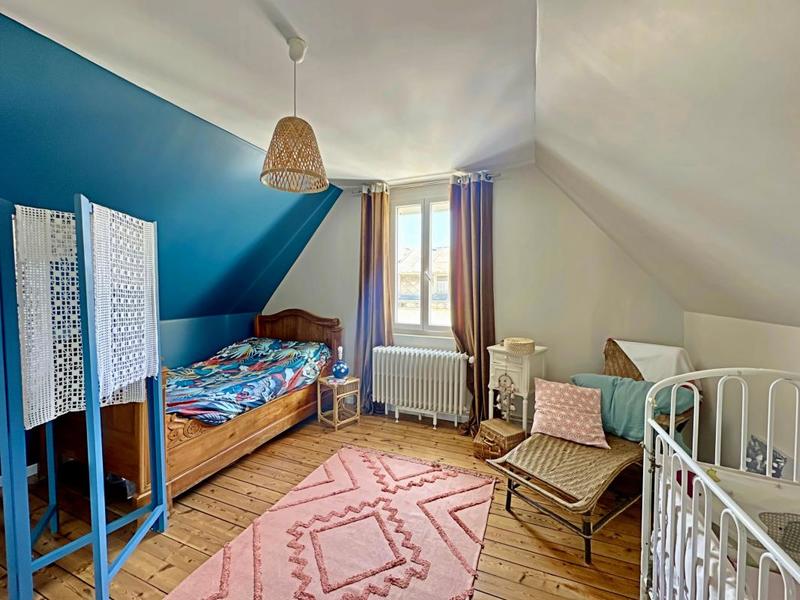 Maison - 96 m² - 4 pièces