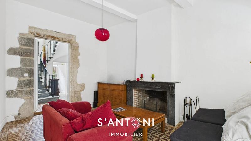 Maison - 176 m² - 7 pièces