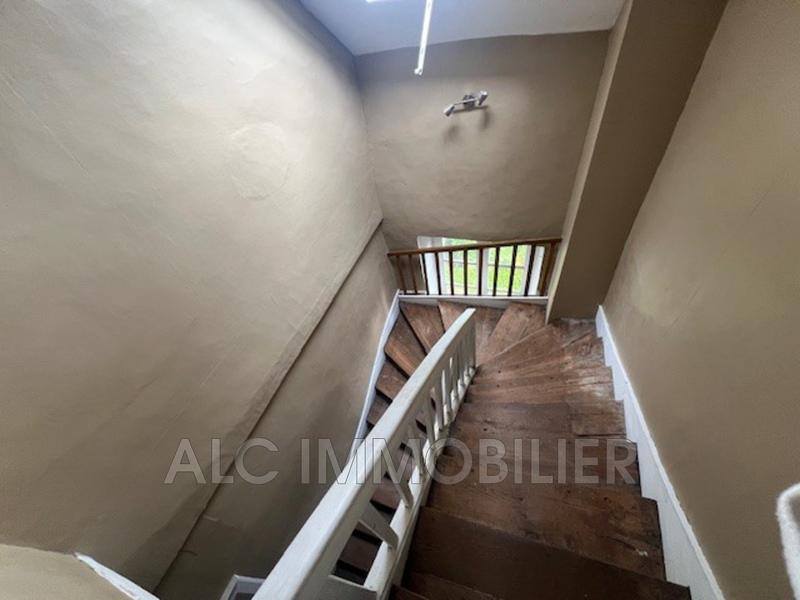 Maison - 224 m² - 9 pièces