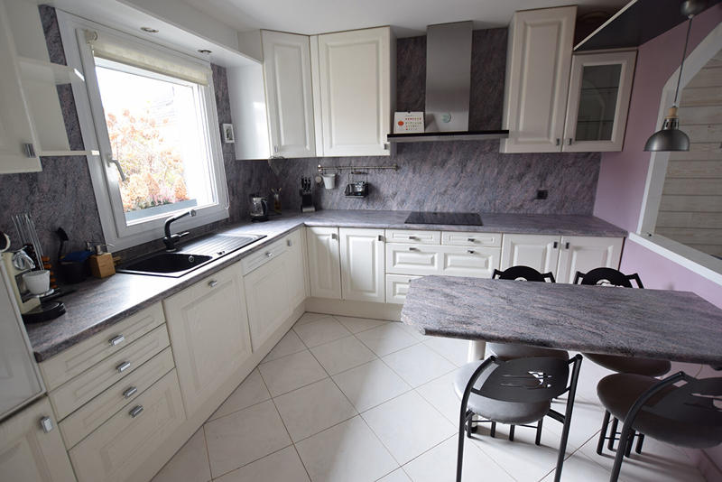 Maison - 140 m² - 6 pièces