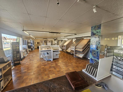 Local commercial - 300 m²