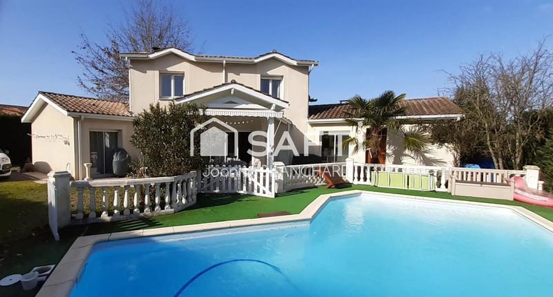 Maison - 142 m² - 5 pièces