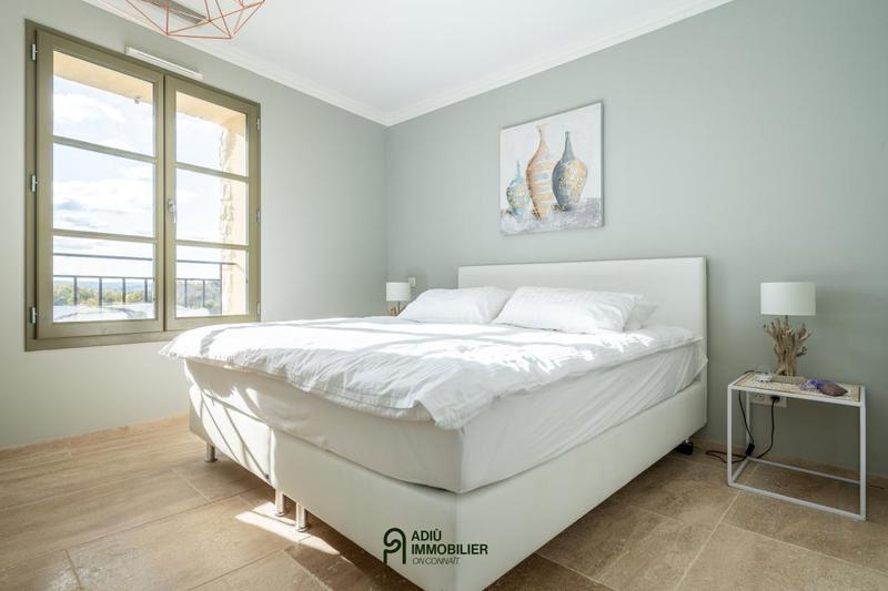 Maison en pierre - 157 m² - 6 pièces