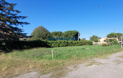 Terrain - 757 m²