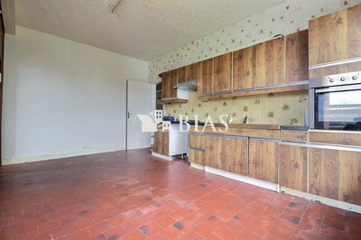 Maison - 123 m² - 7 pièces