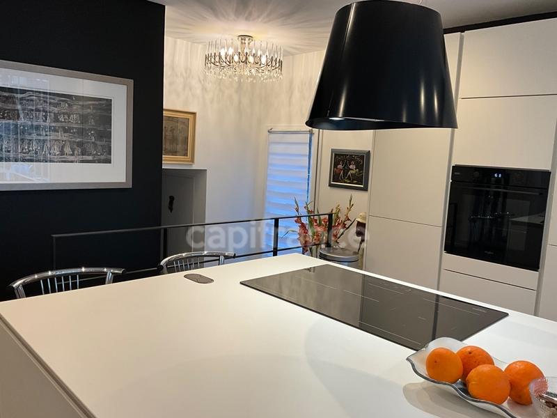 Maison bourgeoise - 188 m² - 6 pièces